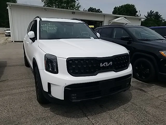 Used 2024 White Kia SX X-Pro image 6