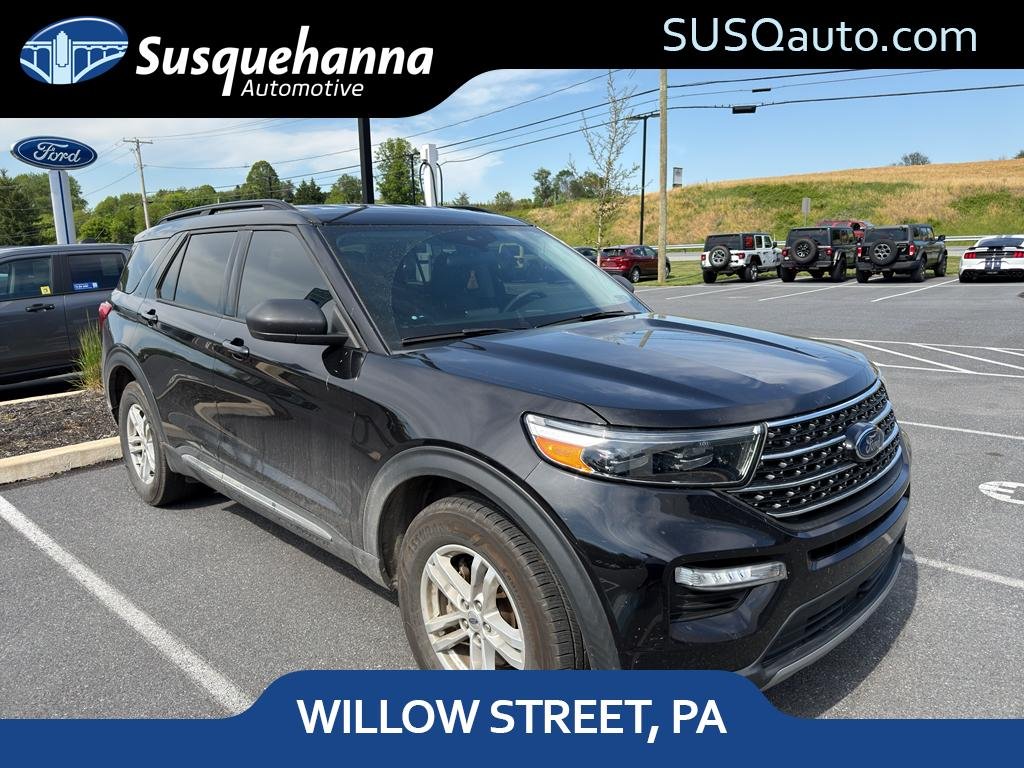 2021 Ford Explorer XLT 4WD's photo