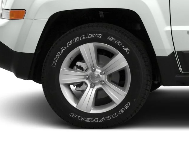 Used 2016 Black Clearcoat Jeep Sport SE image 14