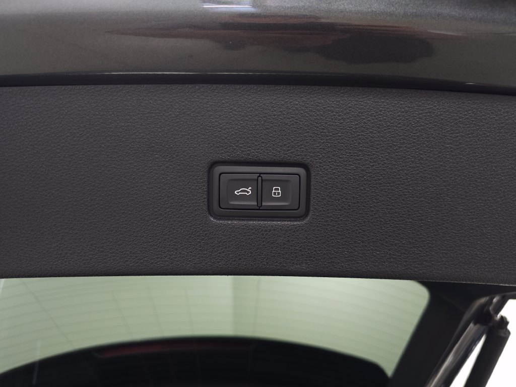 Used 2021 Gray Audi 55 Premium Plus image 6