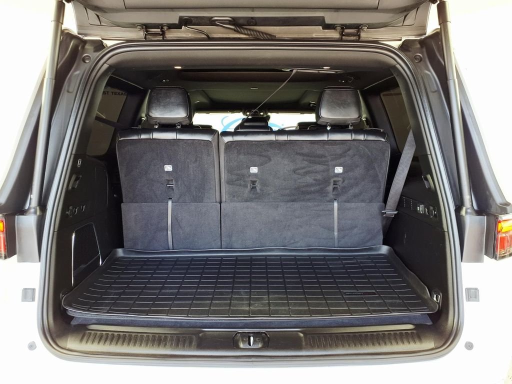 Used 2022 White Jeep Series II image 10