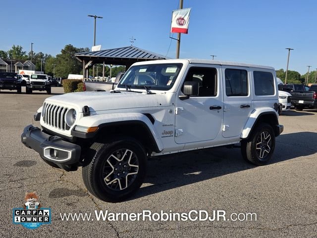 Used 2024 White Jeep Sahara image 3