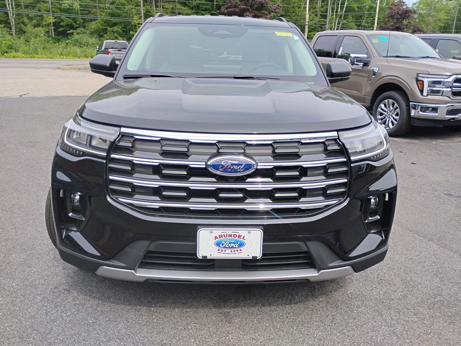 New 2026 Agate Black Metallic Ford Active image 2