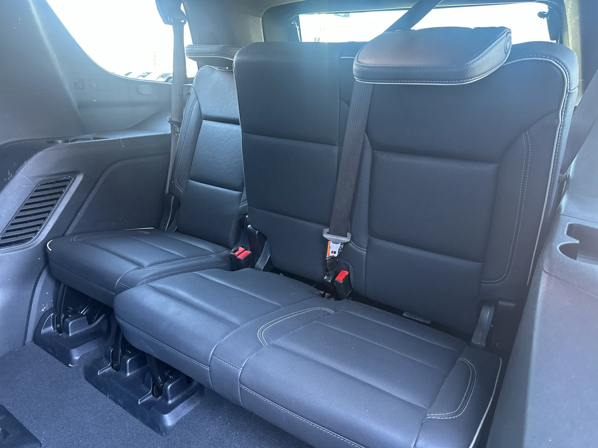 Used 2025 Black Chevrolet Premier image 6