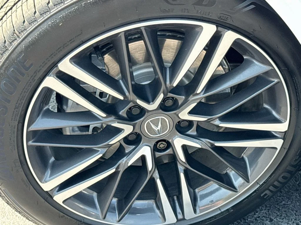 Used 2026  Acura Advance Package image 14