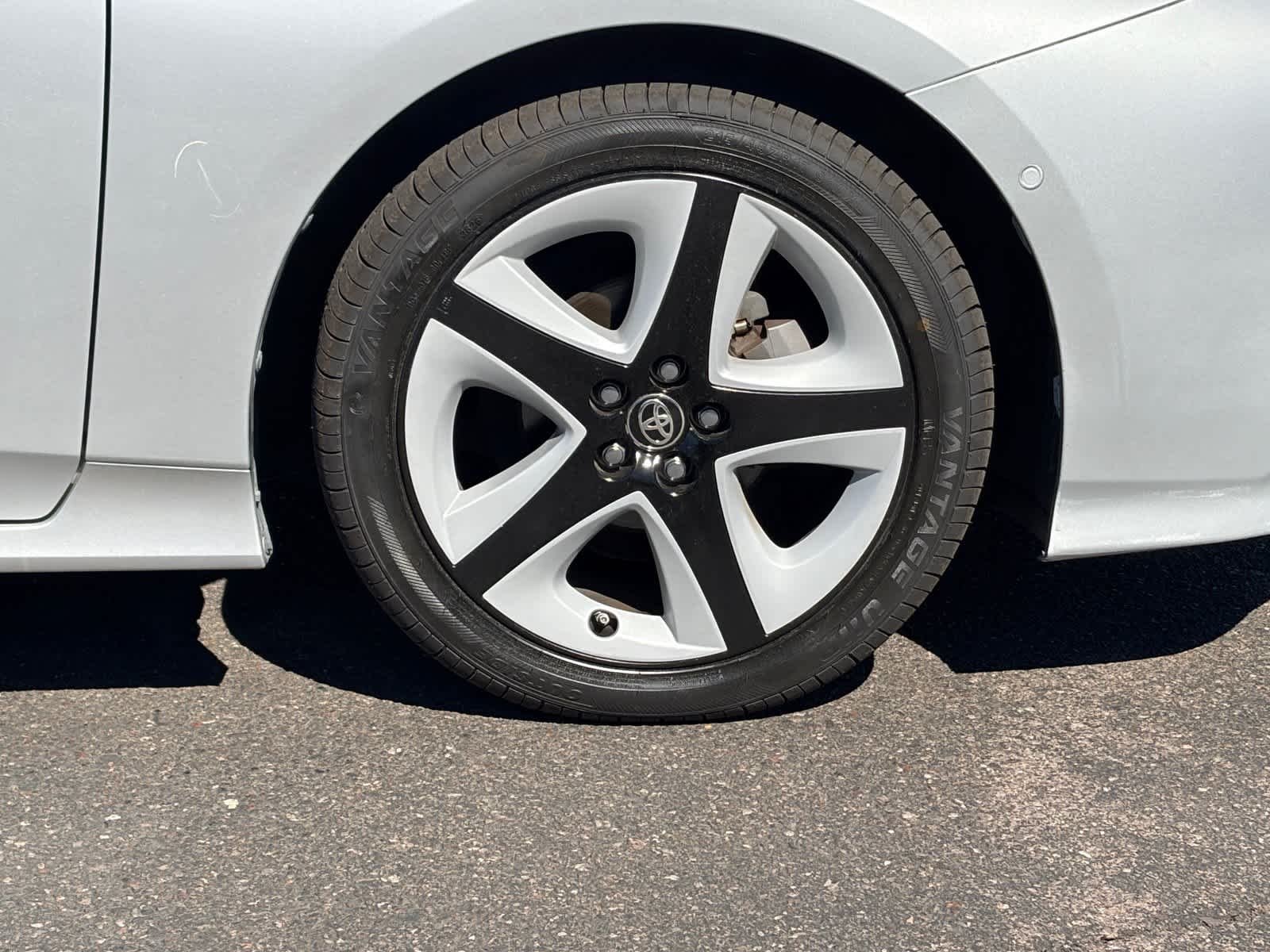 Used 2017 Classic Silver Metallic Toyota Three Touring image 5