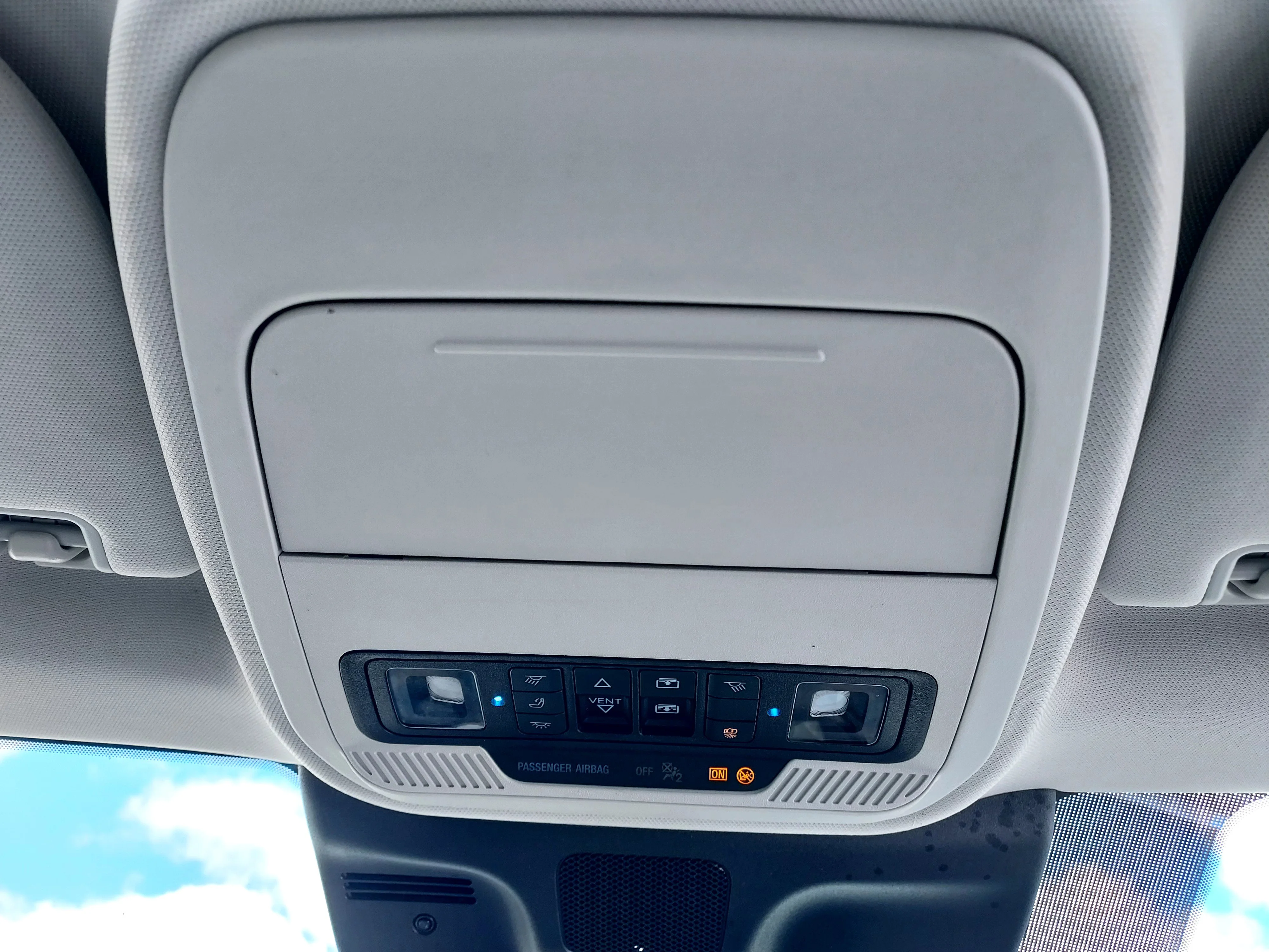 Used 2025 White Ford Active image 29