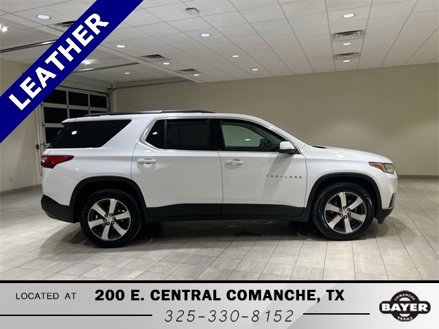 2021 Chevrolet Traverse Leather photo 2