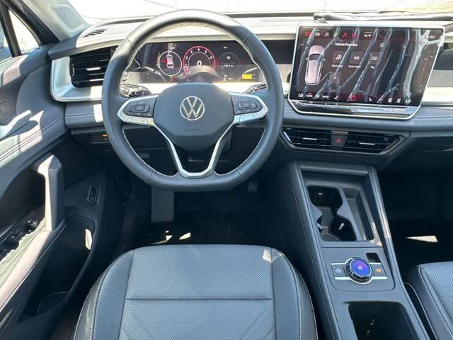 New 2026 Pyrite Silver Metallic Volkswagen 2.0T SE image 30