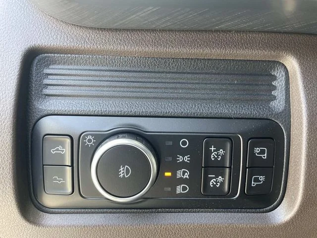 New 2025 Agate Black Metallic Ford King Ranch image 17