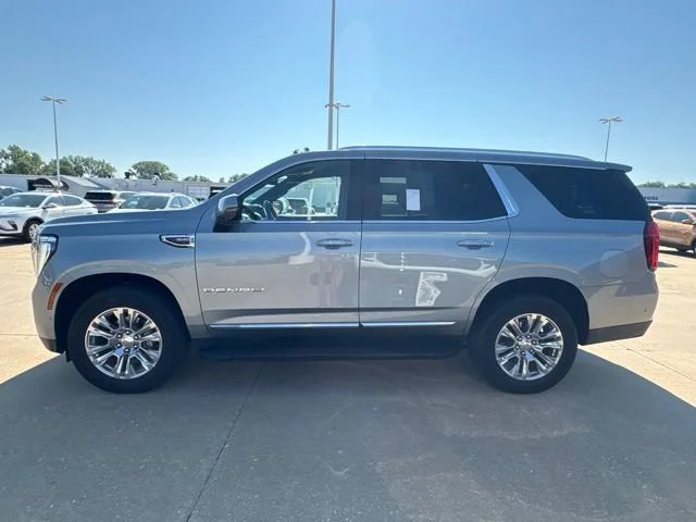 2025 GMC Yukon Denali - Photo 6