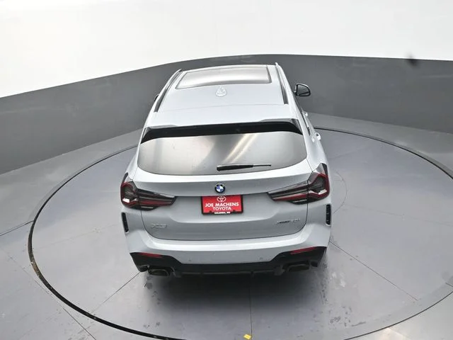 Used 2024 Gray BMW xDrive30i image 28