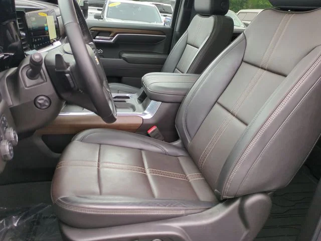 Used 2024 Gray Chevrolet High Country image 11