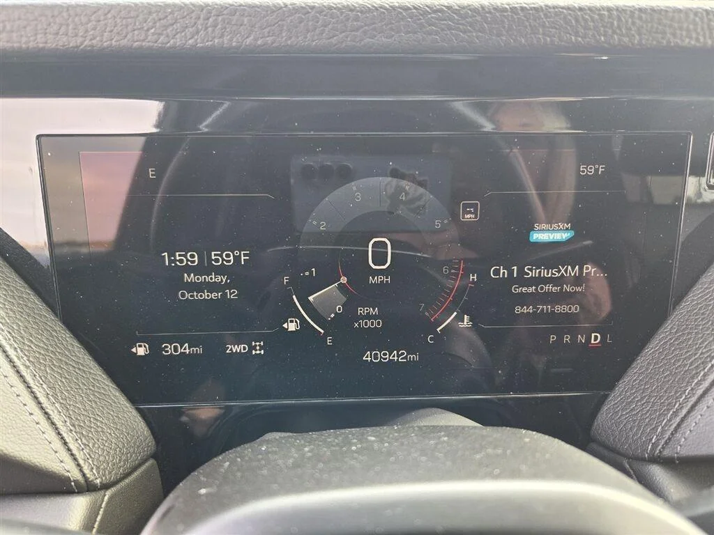 Used 2025 Onyx Black GMC Denali image 4