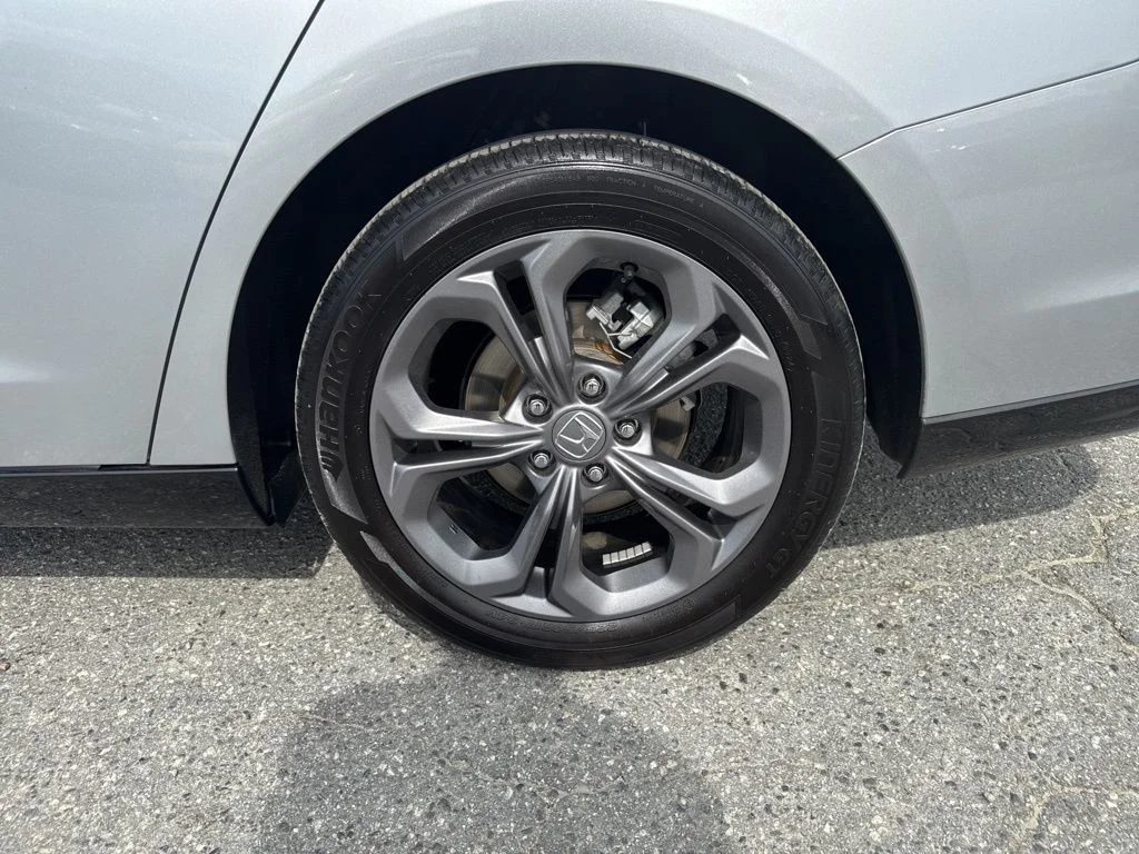 Used 2025 Gray Honda EX-L image 31