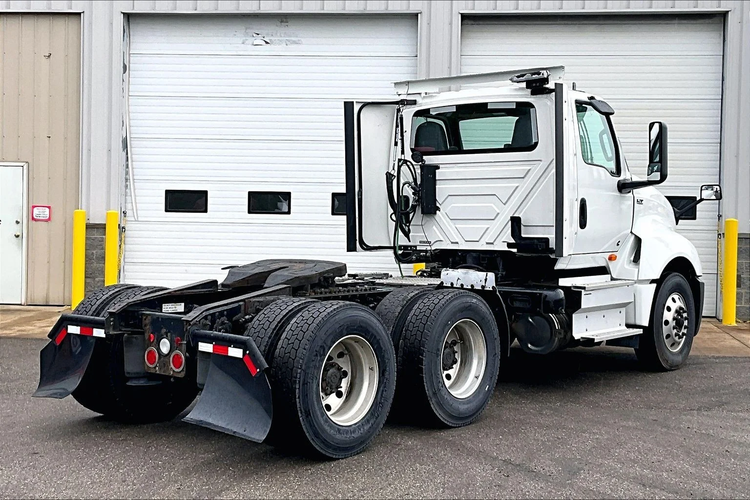 Used 2020 WHITE International  image 15