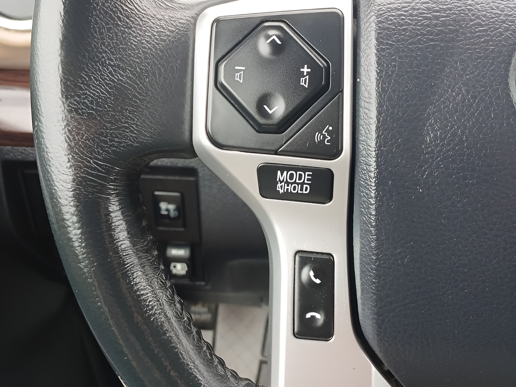 Used 2018 Red Toyota Limited image 19