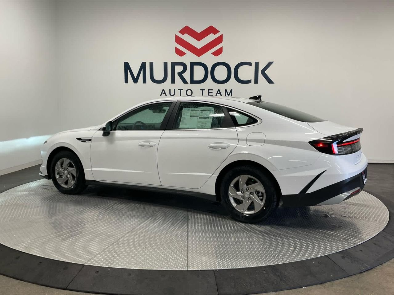 New 2026 Serenity White Hyundai SE image 4