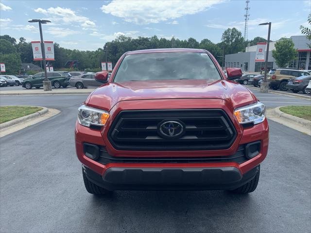 Certified Used 2023 BARCELONA RED MET. Toyota  image 2