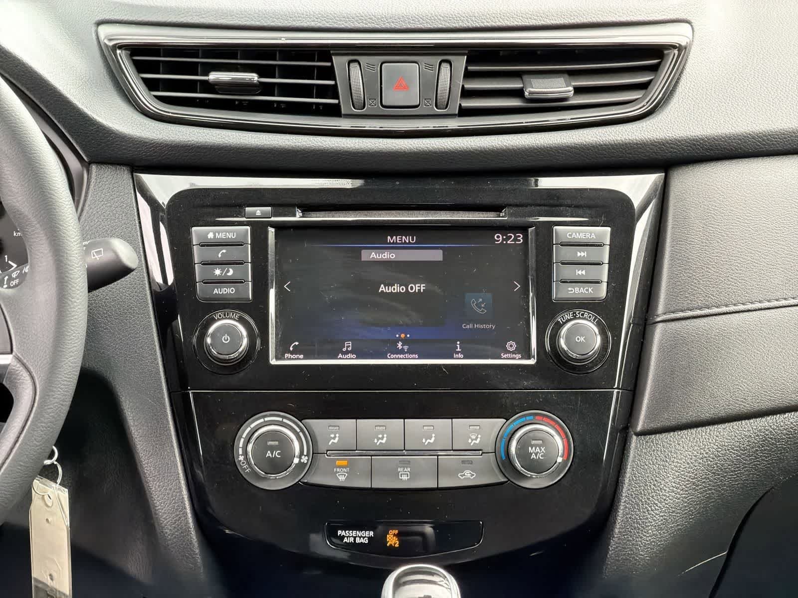 Used 2019 Brilliant Silver Metallic Nissan S image 28