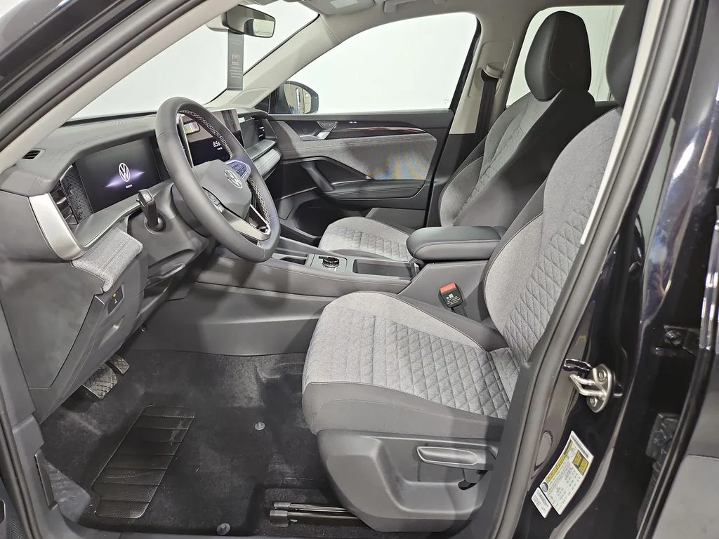 New 2026 Black Volkswagen 2.0T S image 9
