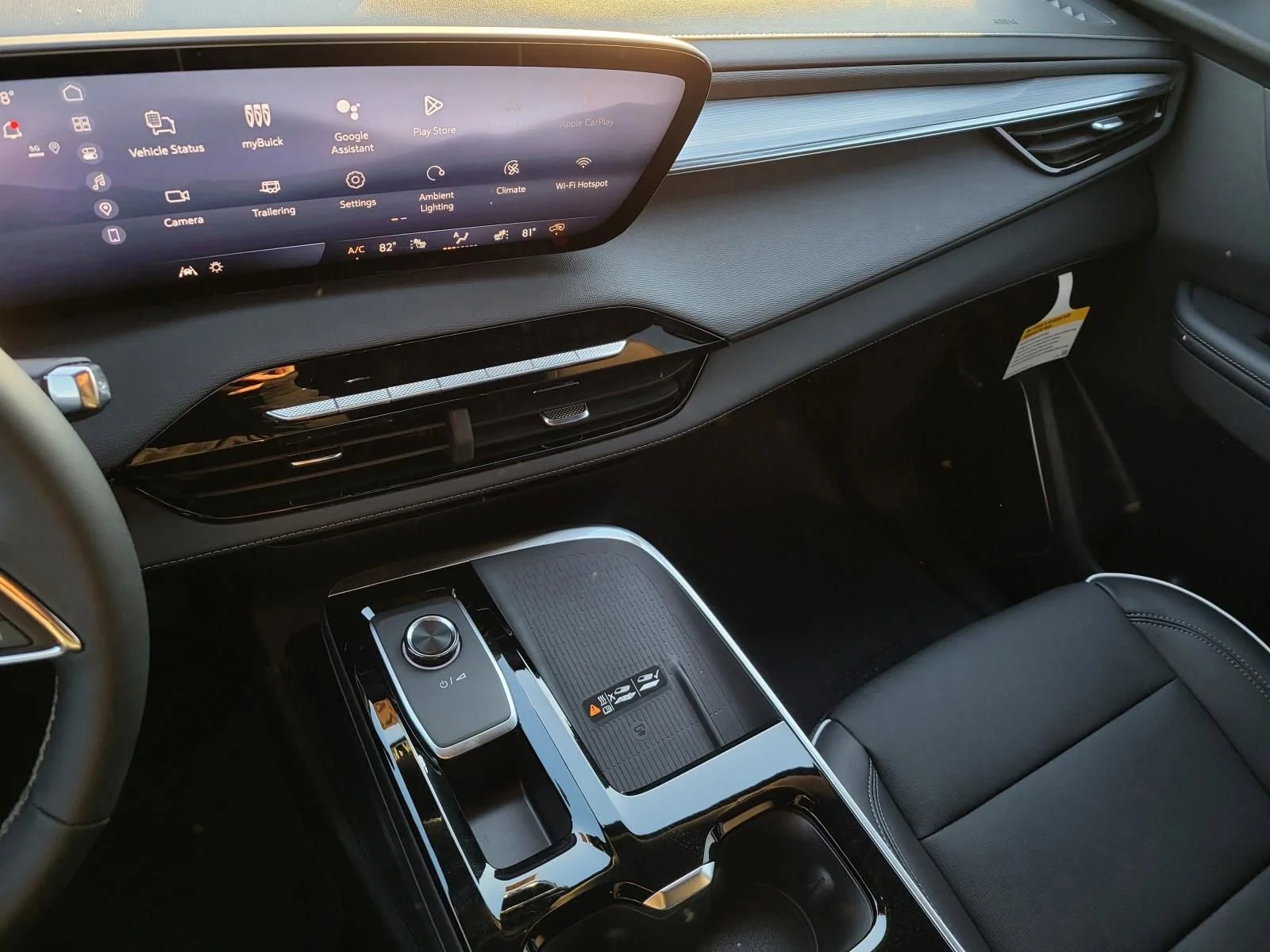 2026 Buick Enclave Preferred - Photo 9