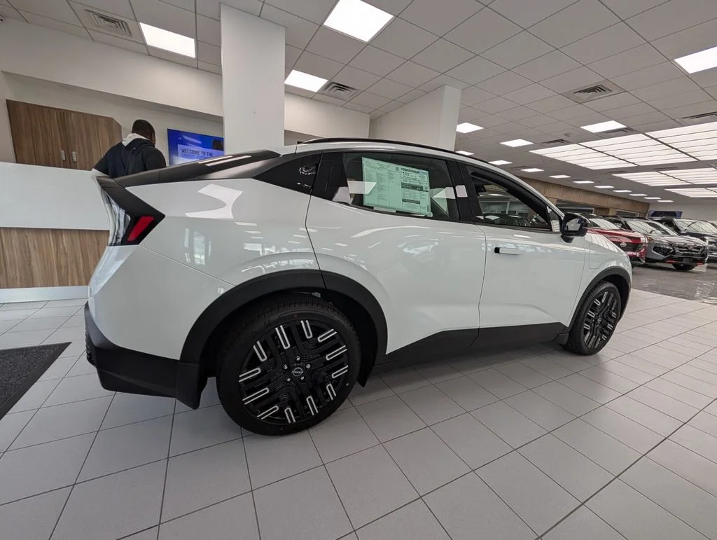 2026 Nissan LEAF Platinum+ - Photo 16