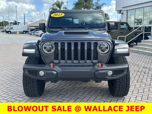 Used 2023 Gray Jeep Mojave image 4