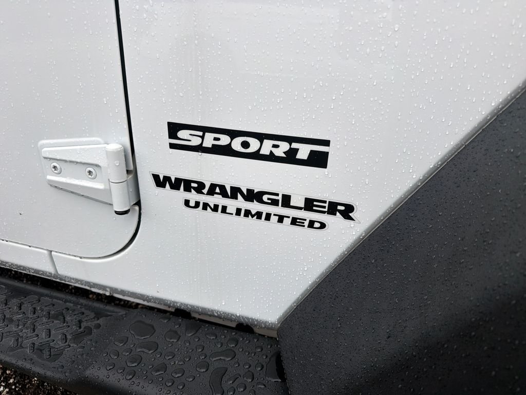 Used 2017 White Jeep Unlimited Sport image 18