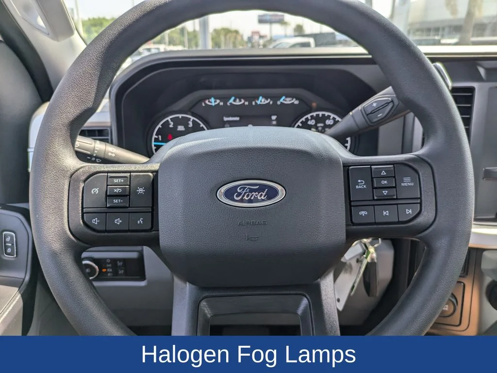 Used 2025 Oxford White Ford XL image 20