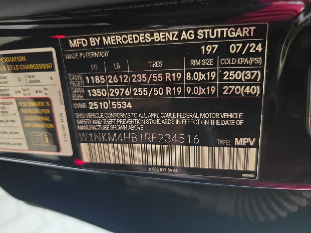 Certified Used 2024 Black Mercedes-Benz GLC 300 image 39