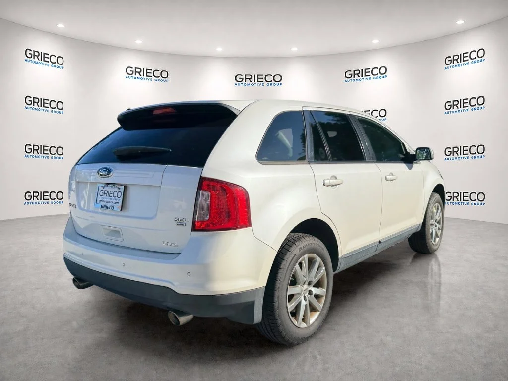 Used 2013 White Ford SEL image 7