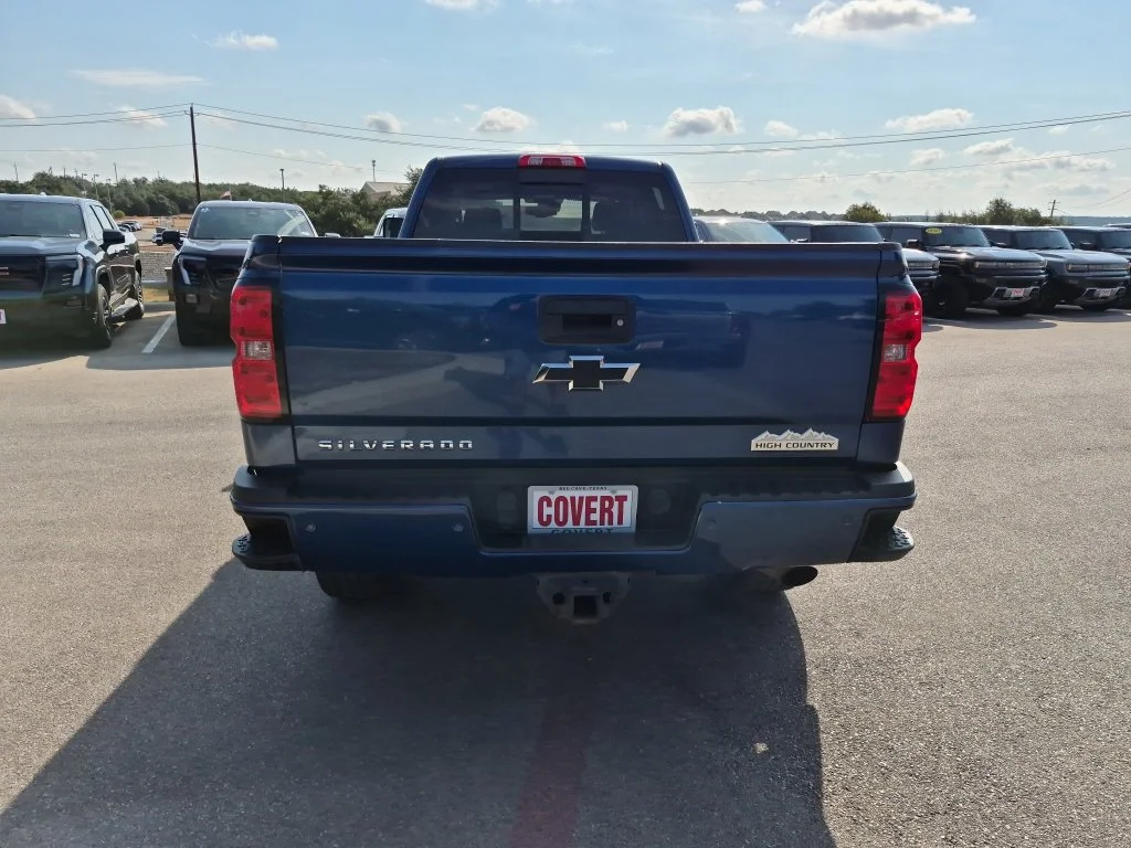 Used 2016 DEEP OCEAN BLUE METALLIC Chevrolet High Country image 8