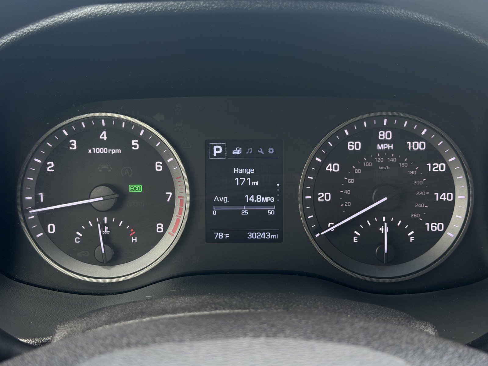 Used 2018 Molten Silver Hyundai SEL image 15