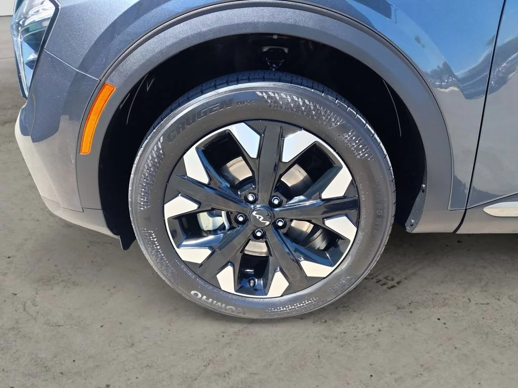 Used 2023 Gray Kia X-Line image 14