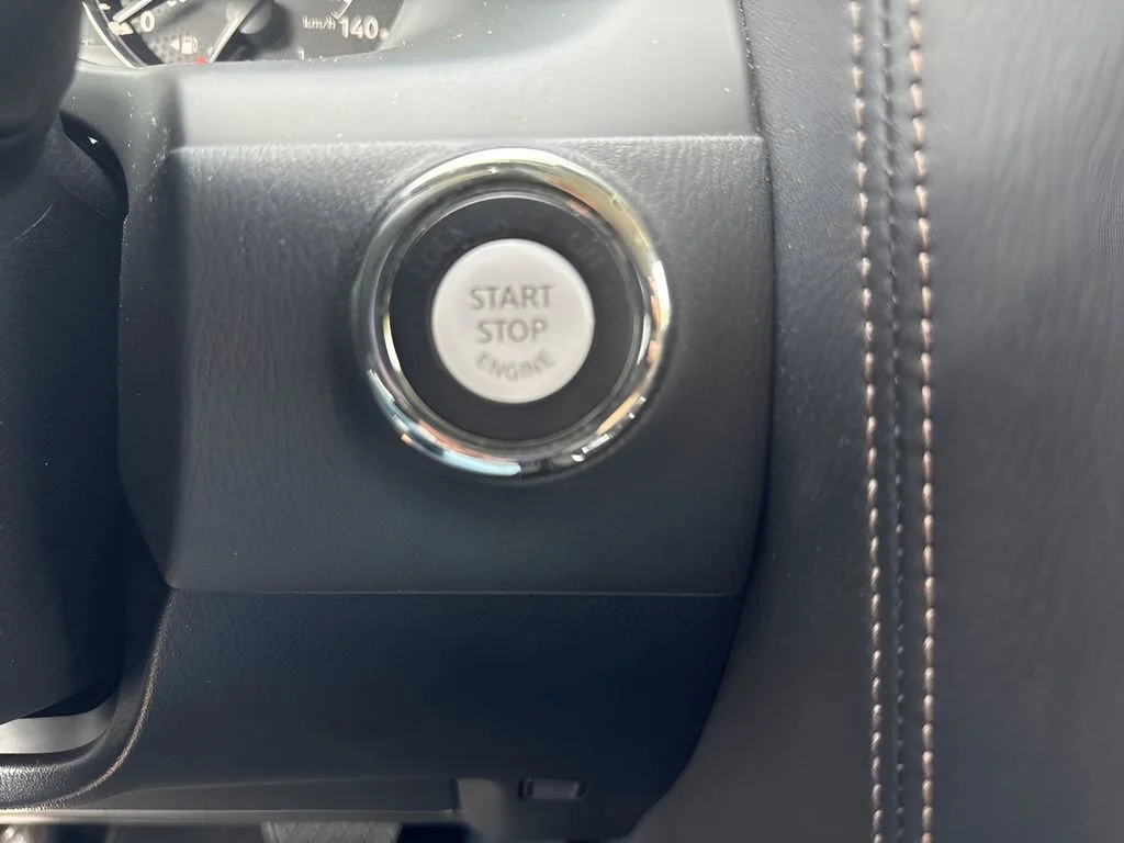Used 2023 Maroon Nissan Platinum image 27