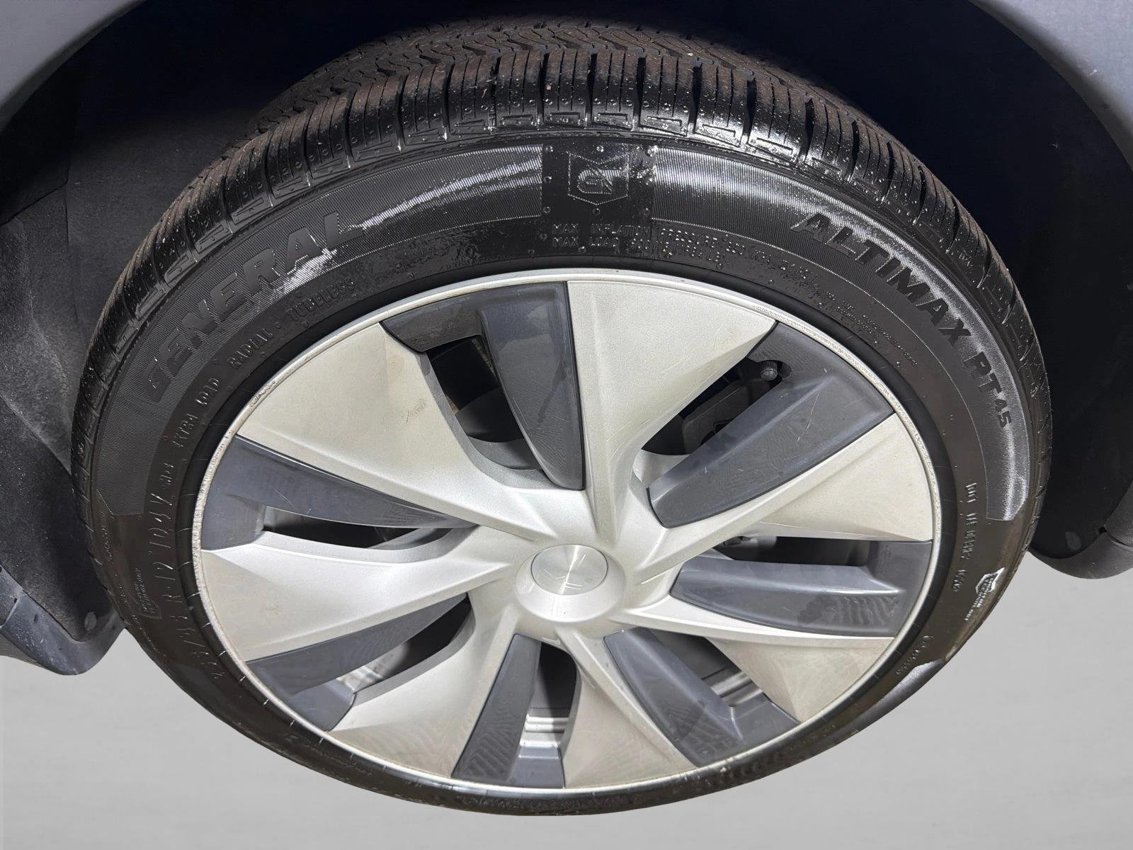 Used 2020 Blue Tesla Long Range image 23