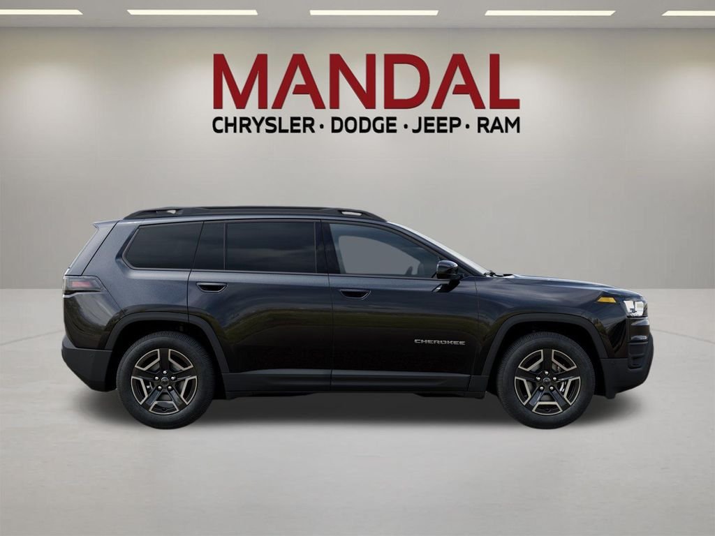 New 2026 Diamond Black Crystal Pearl-Coat Exterior Paint Jeep Laredo image 21