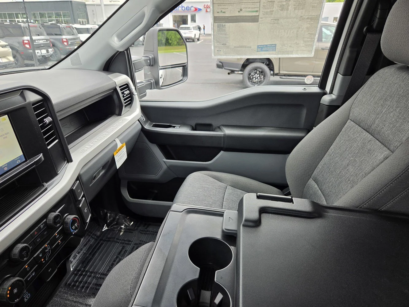 New 2026 Oxford White Ford XL image 11