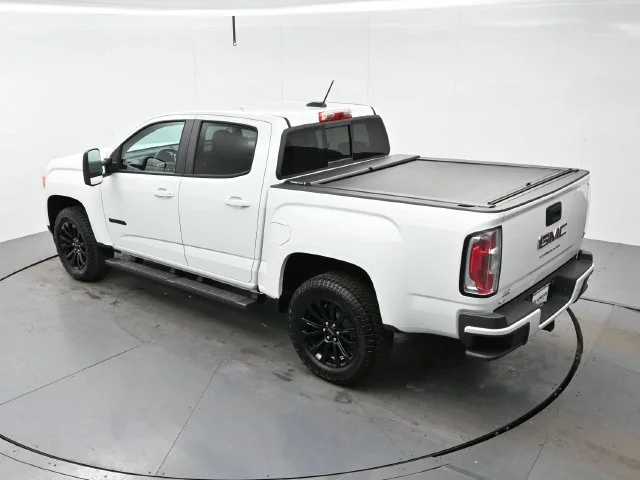 Used 2022 SUMMIT WHITE GMC 2WD Elevation image 34