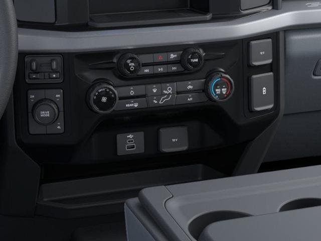 New 2026 Oxford White FORD F-550® XL image 37