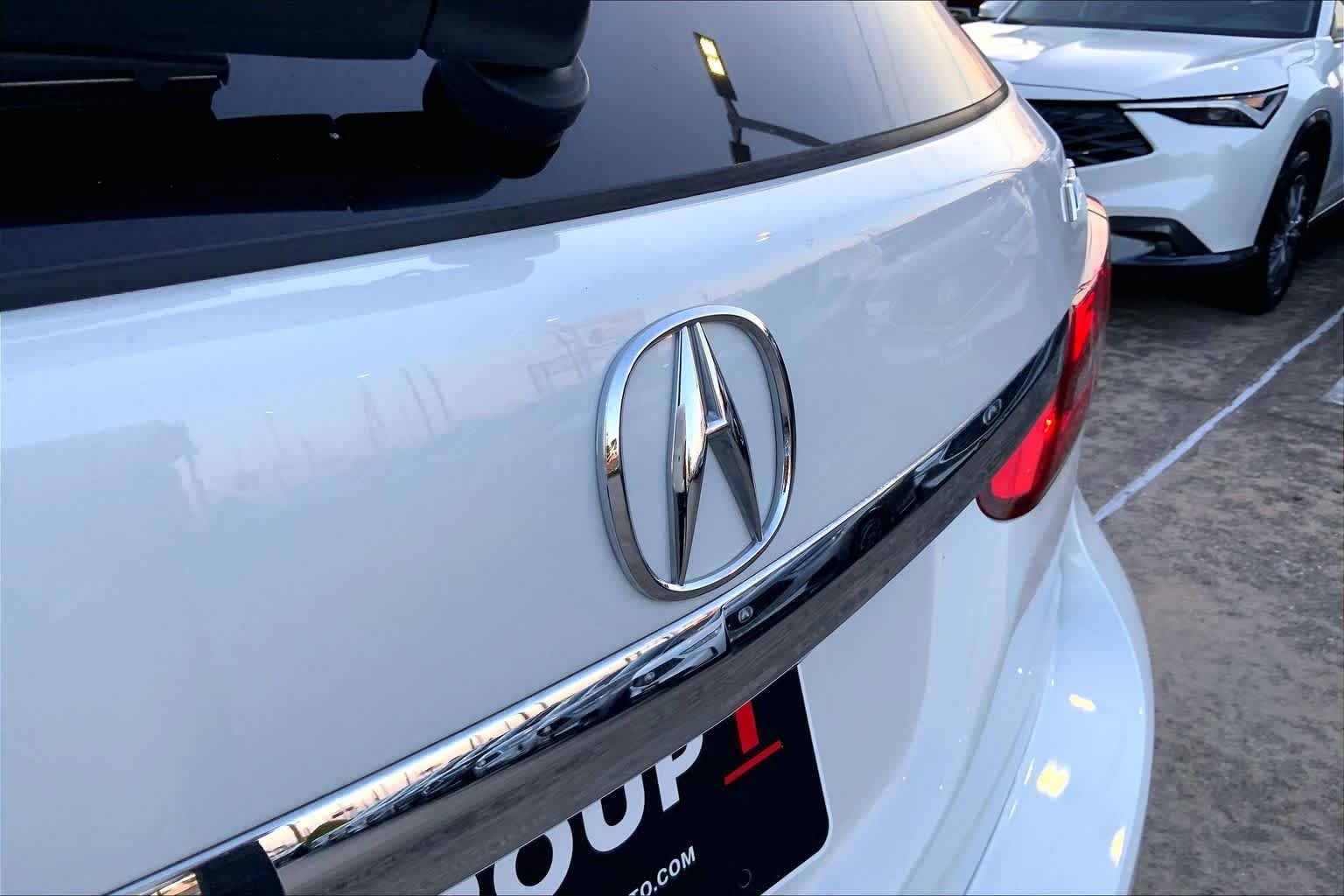 Used 2020 Platinum White Pearl Acura with Advance Package image 30