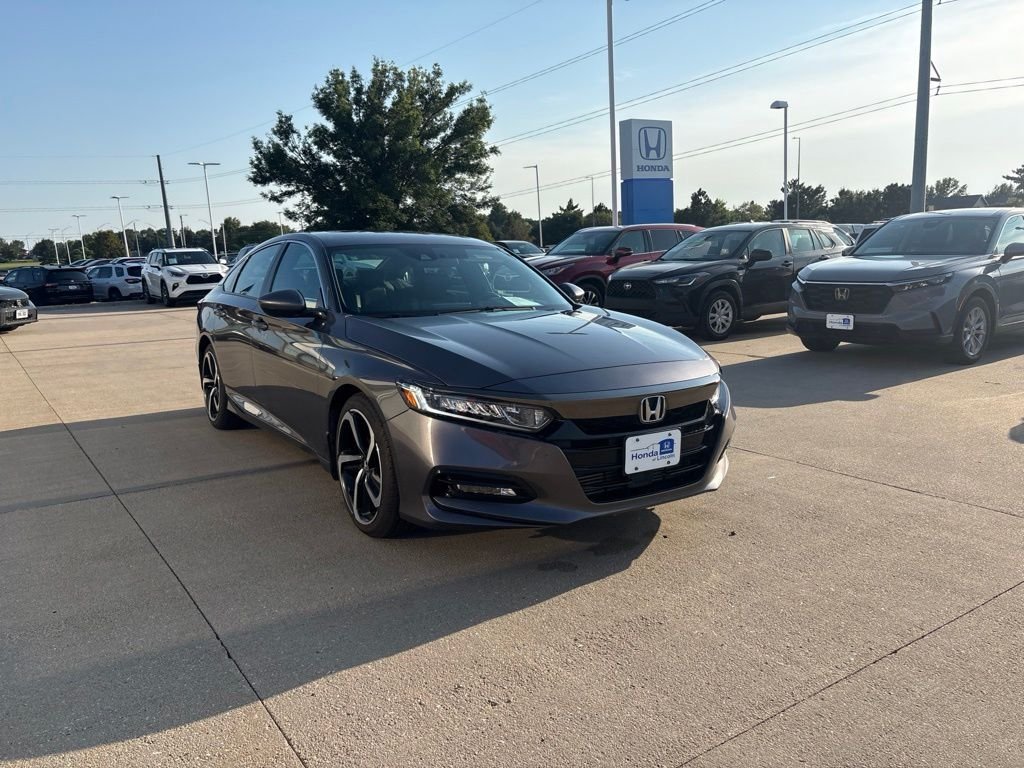 Used 2020 Modern Steel Honda Sport image 3