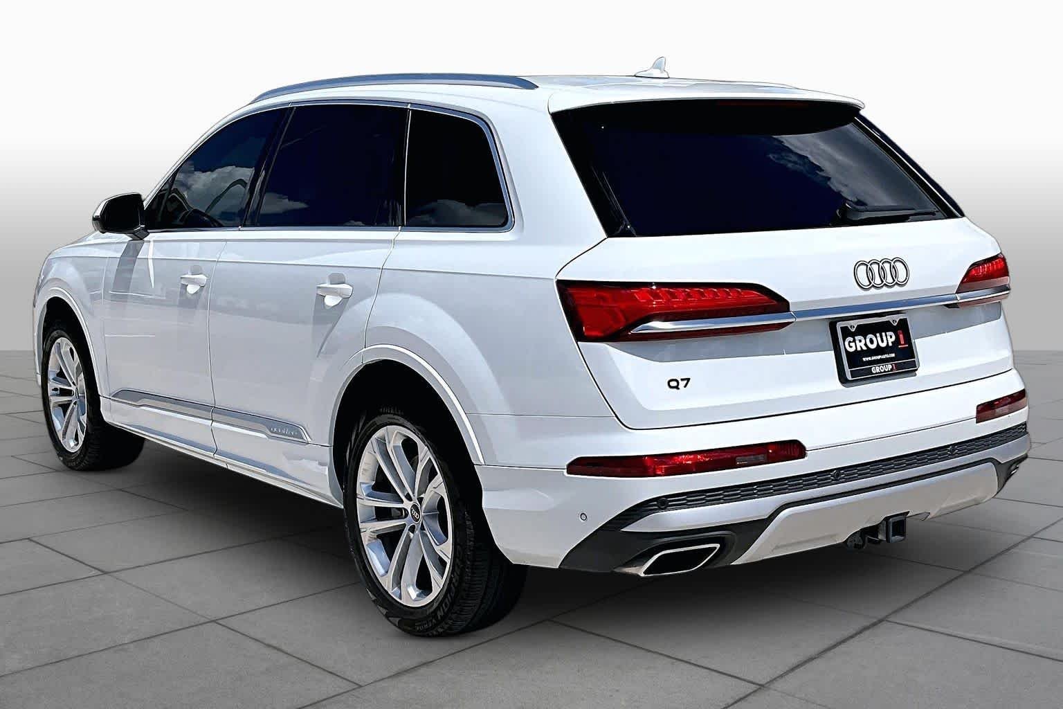 Used 2025 Glacier White Metallic Audi Premium image 11