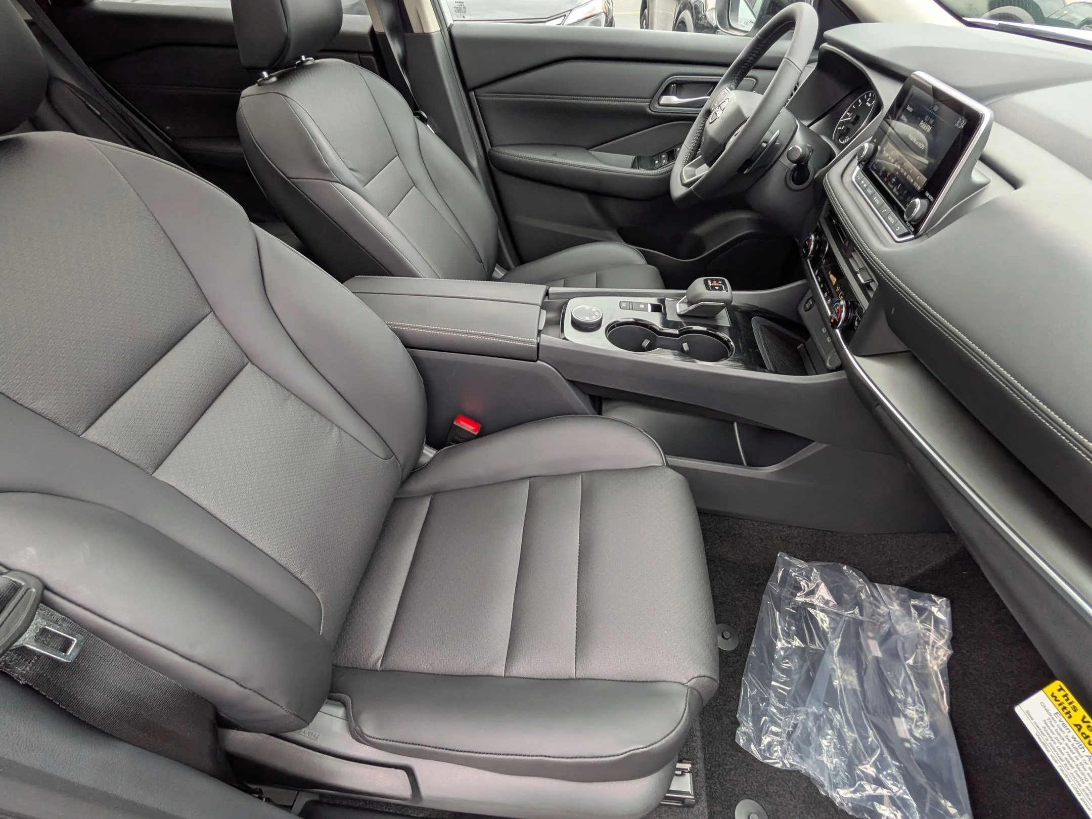 New 2026 White Pearl Nissan Dark Armor image 27