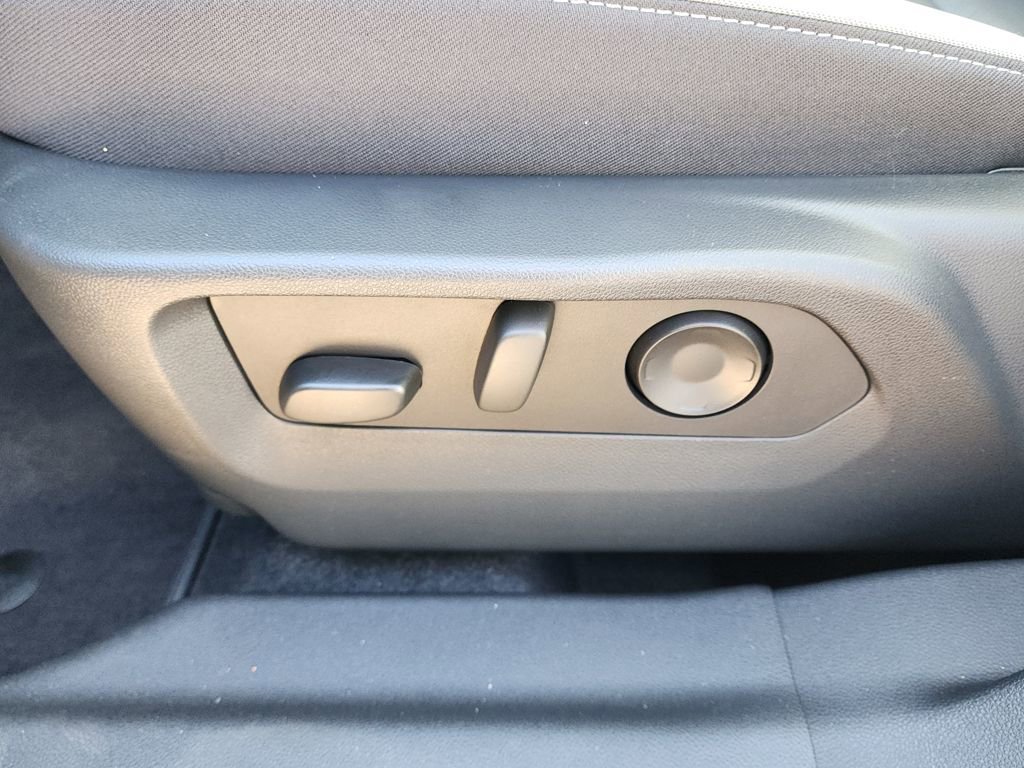 2026 Buick Envision Sport Touring - Photo 18
