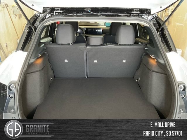 2025 Nissan Kicks SV AWD - Photo 11