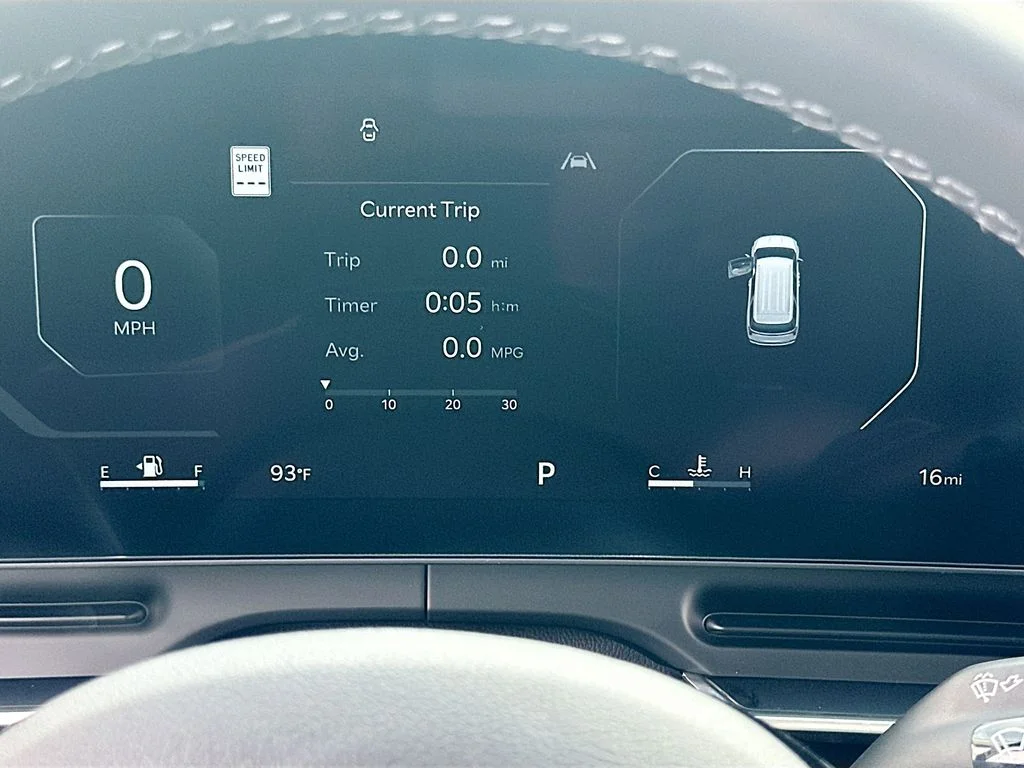 New 2026 Snow White Pearl Kia SX image 12