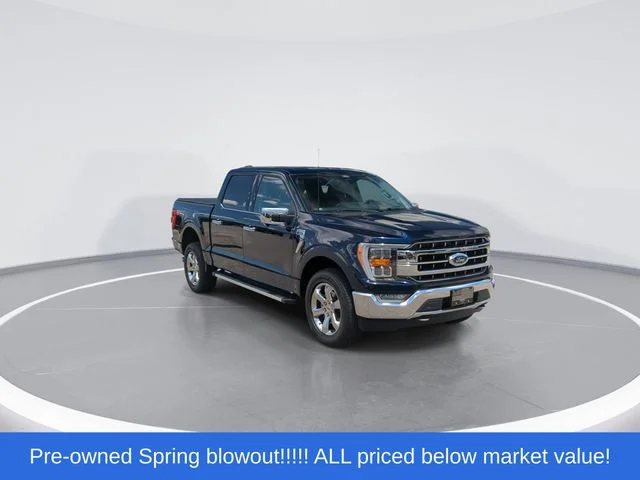 Used 2022 Blue Ford Lariat image 2