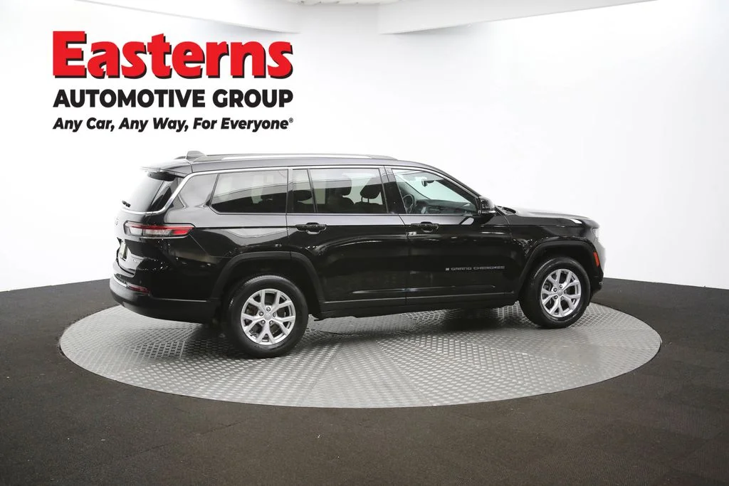 Used 2021 Black Jeep Limited image 43